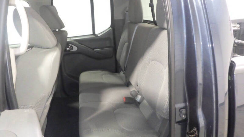 2015 Nissan Frontier SV