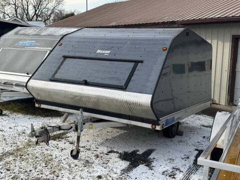 2011 Mission Trailers MFS 101x10 Clam Shell for sale at Champlain Valley MotorSports in Cornwall VT