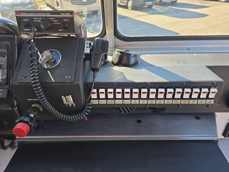 1992 Ford Stripped Chassis