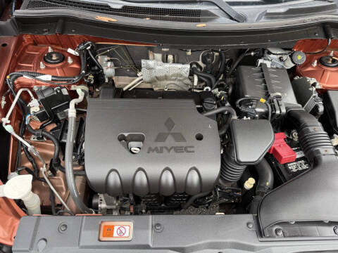 2014 Mitsubishi Outlander SE