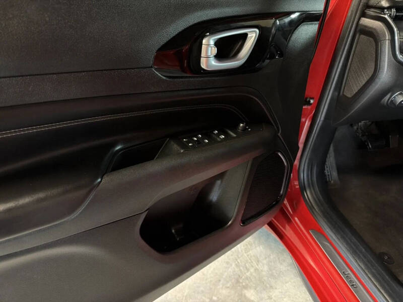 2022 Jeep Compass (Red) Edition