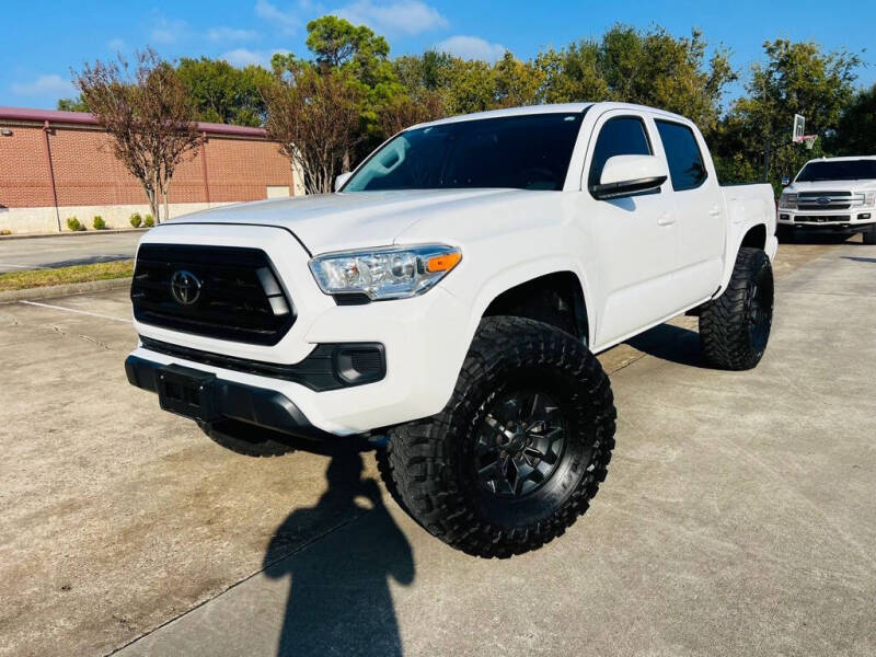 Toyota Tacoma's photo