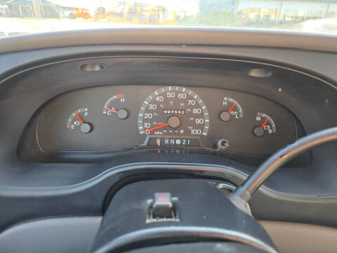 2002 Ford E-Series E-250