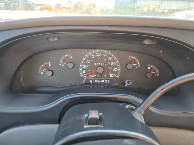 2002 Ford E-Series E-250