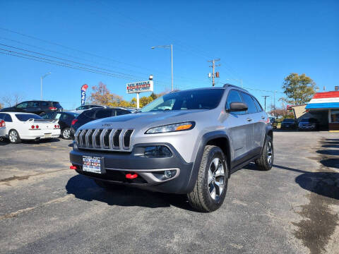 2015 Jeep Cherokee for sale at New Wheels in Glendale Heights IL