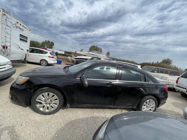 2012 Chrysler 200 for sale at Twin Cities Auctions in Elk River, MN