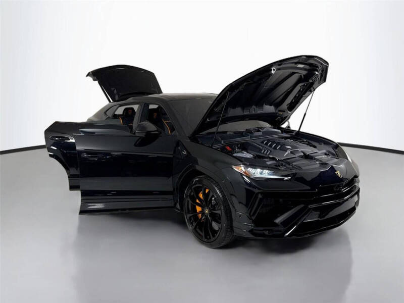 2024 Lamborghini Urus S