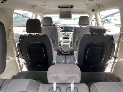 2018 Chrysler Pacifica Touring Plus