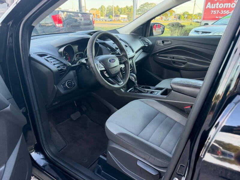 2017 Ford Escape S