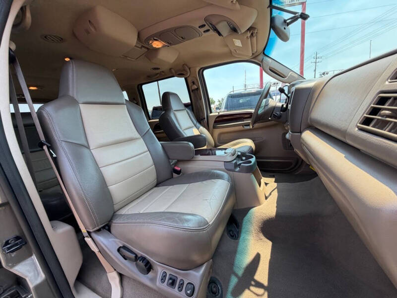2004 Ford Excursion Eddie Bauer