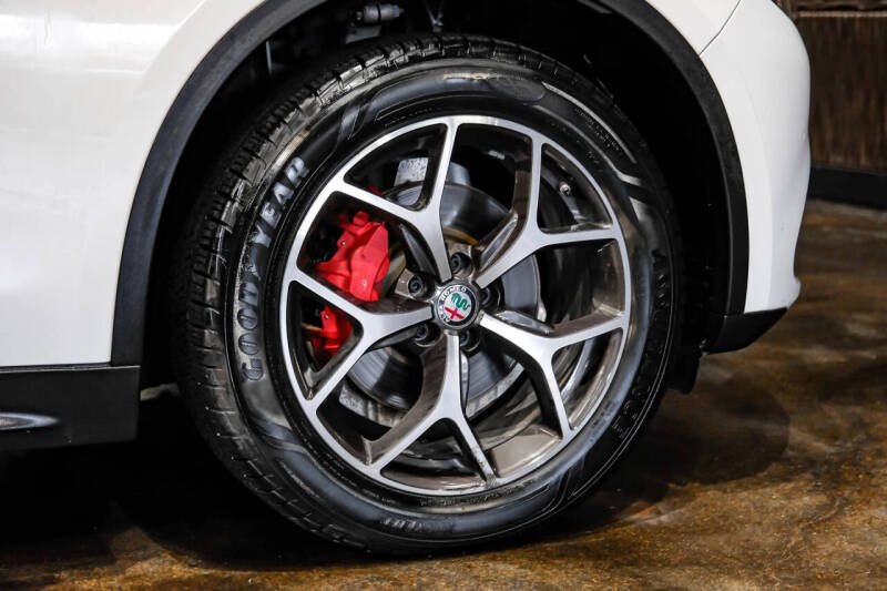 2018 Alfa Romeo Stelvio Ti