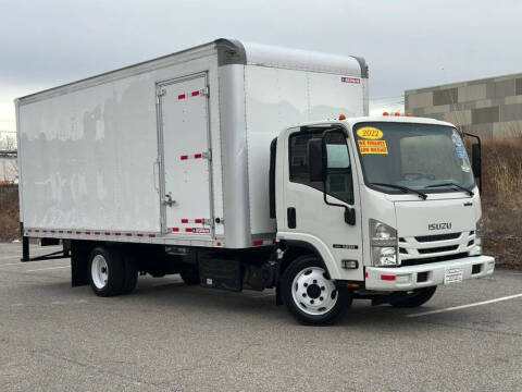 2022 Isuzu NRR for sale at Speedway Motors in Paterson NJ