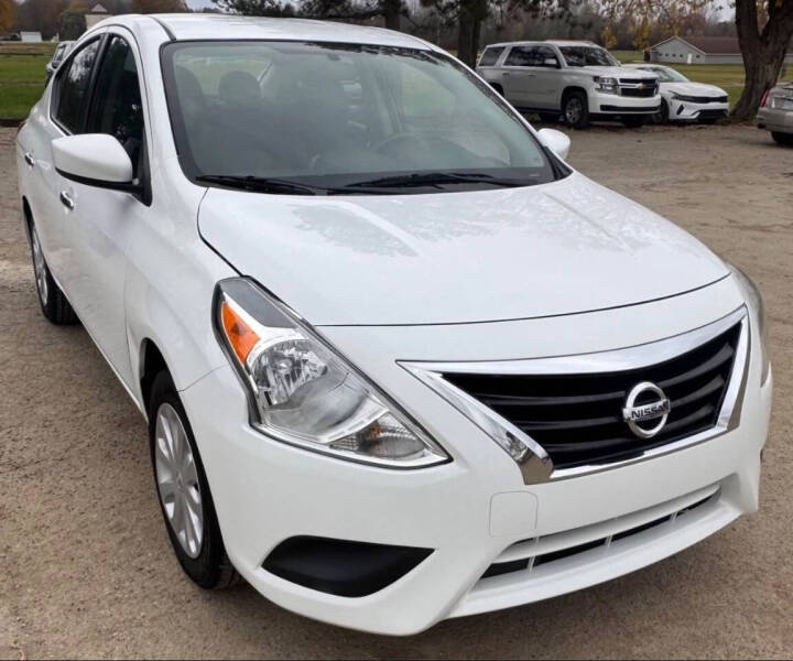 2018 Nissan Versa SV