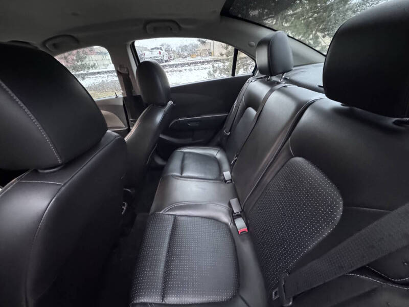 2017 Chevrolet Sonic Premier Auto