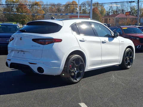2023 Alfa Romeo Stelvio Veloce