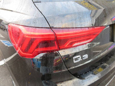 2020 Audi Q3 quattro Premium 45 TFSI