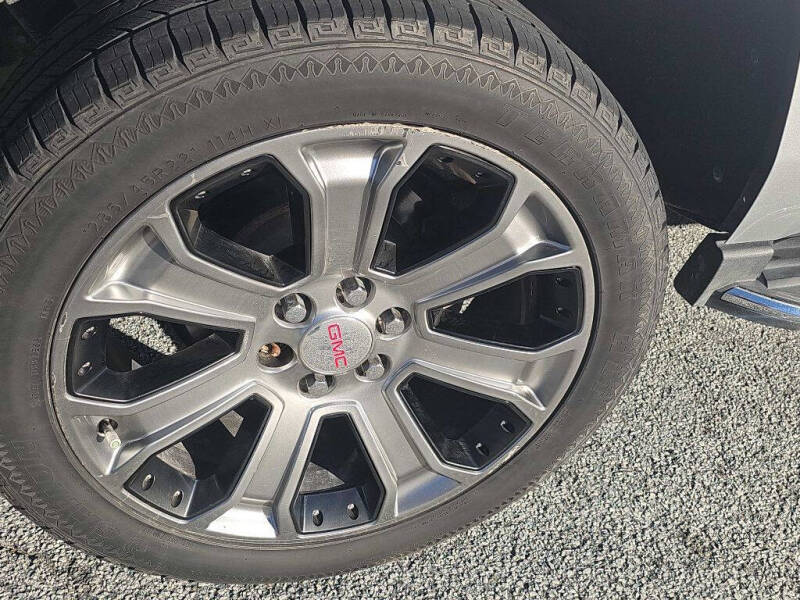 2017 GMC Yukon SLT