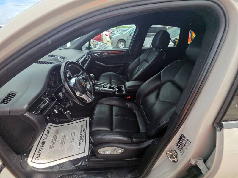 2020 Porsche Macan
