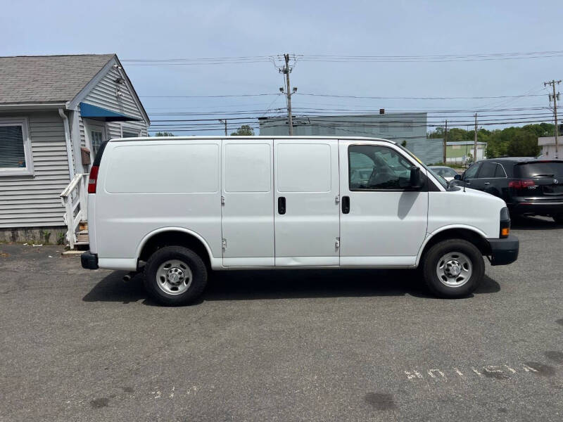 2019 Chevrolet Express 2500