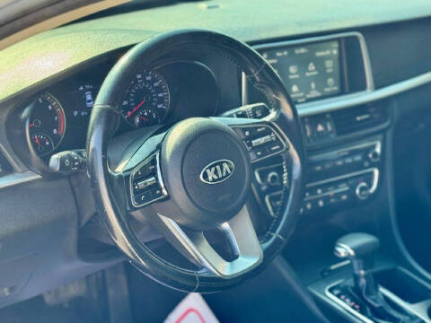 2019 Kia Optima LX