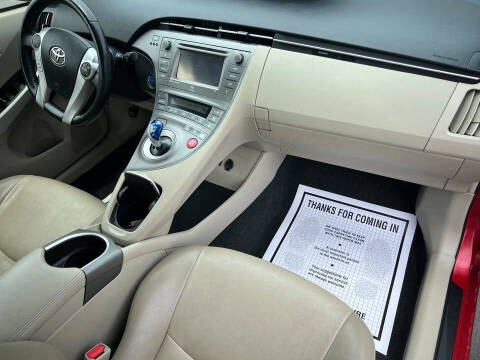 2014 Toyota Prius Five