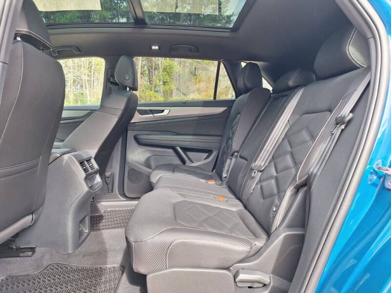 2025 Volkswagen Atlas Cross Sport SE