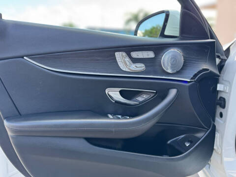 2017 Mercedes-Benz E-Class E 300 4MATIC