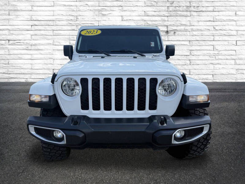 2023 Jeep Gladiator Sport S