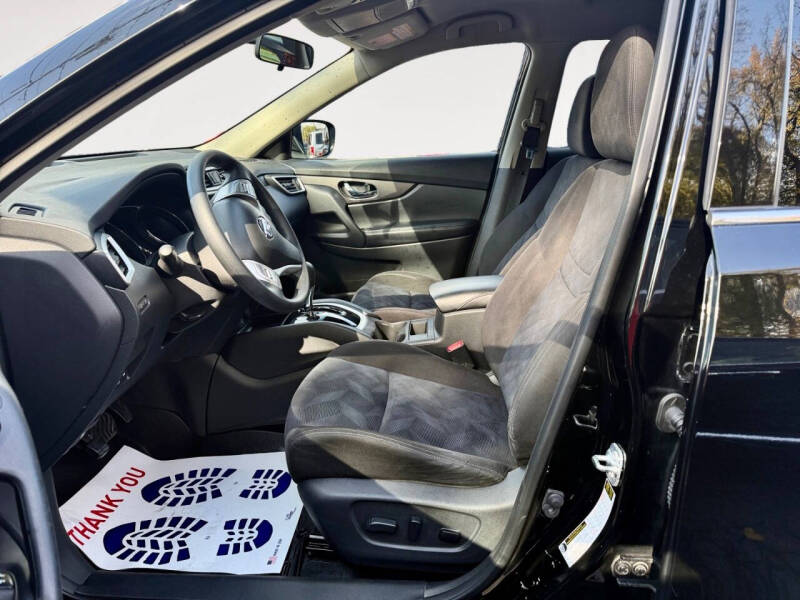 2015 Nissan Rogue SV