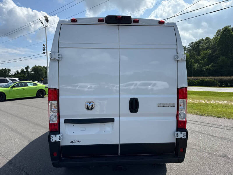 2025 RAM ProMaster