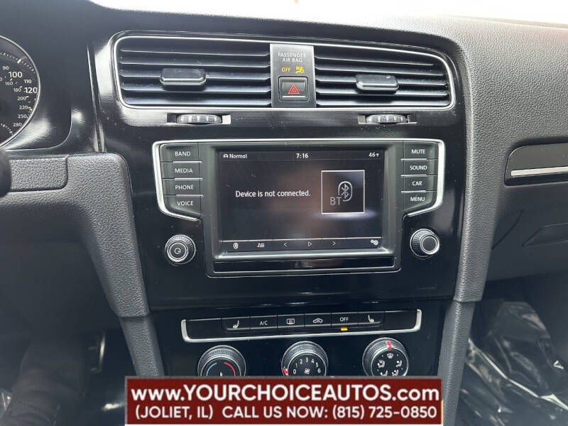 2017 Volkswagen Golf GTI Sport