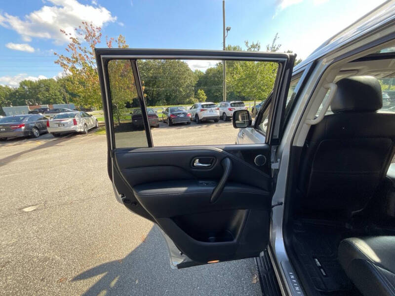 2020 Infiniti QX80 Luxe