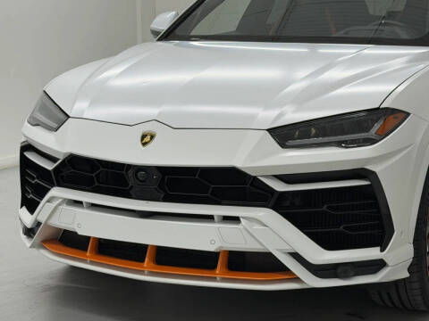 2022 Lamborghini Urus