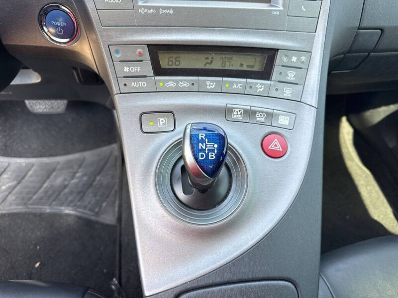 2013 Toyota Prius Three