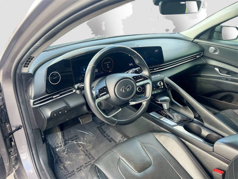 2022 Hyundai Elantra