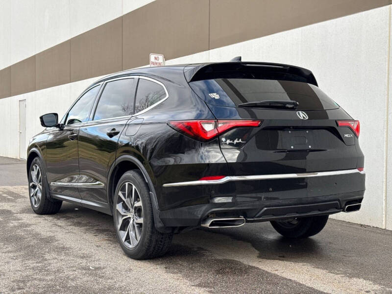 2022 Acura MDX w/Tech