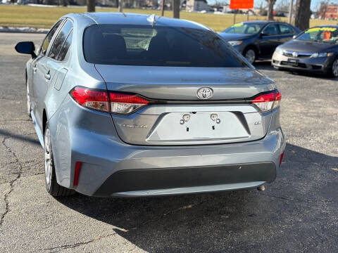 2022 Toyota Corolla LE