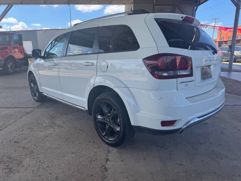 2018 Dodge Journey Crossroad