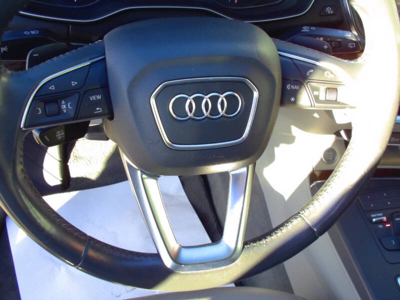 2019 Audi Q5 quattro Premium 45 TFSI