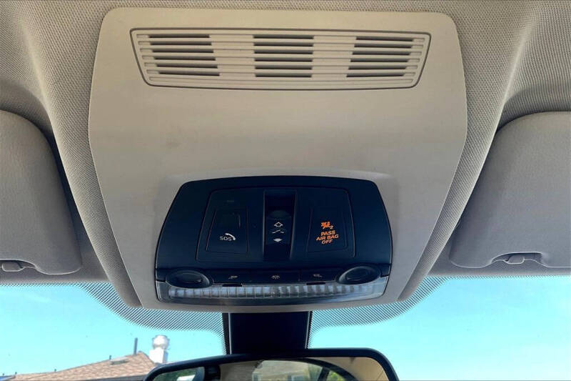 2015 BMW 5 Series 528i xDrive