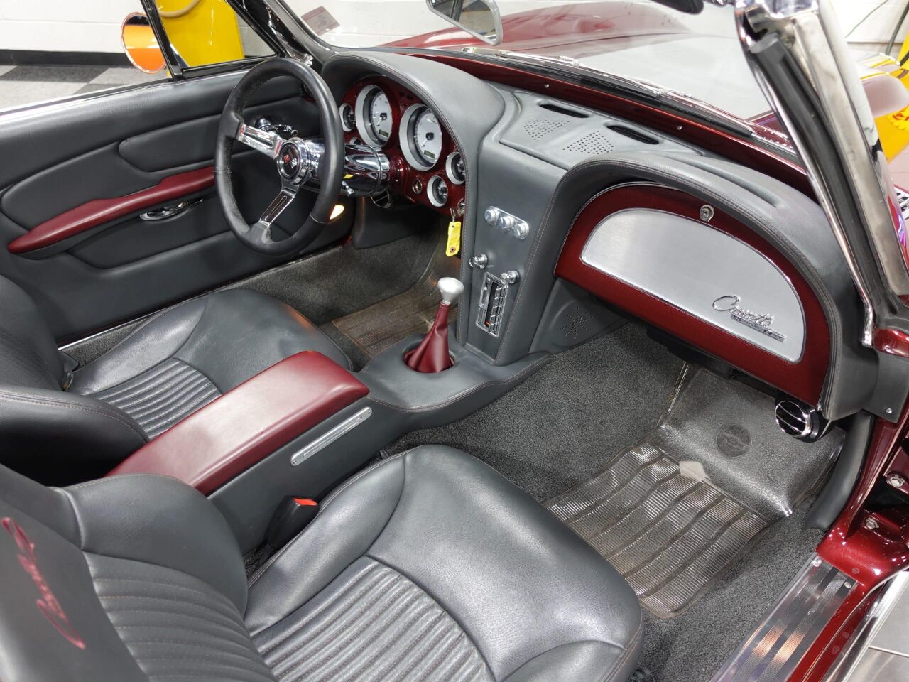 1963 Chevrolet Corvette 31