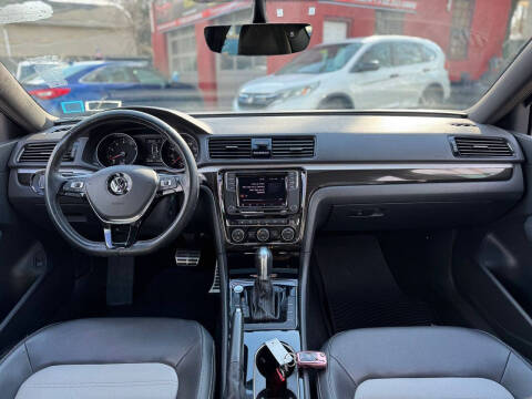 2018 Volkswagen Passat V6 GT