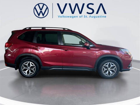 2023 Subaru Forester Premium