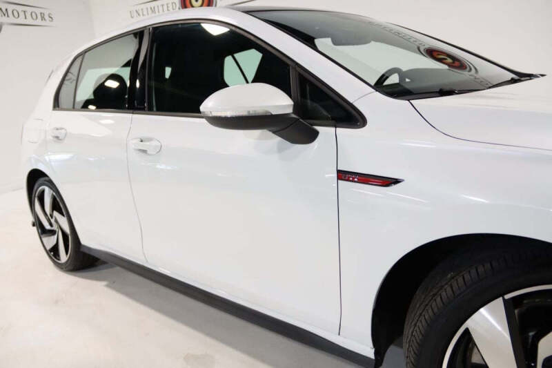 2022 Volkswagen Golf GTI SE