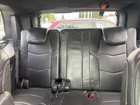 2020 Cadillac Escalade Platinum