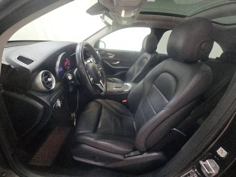 2021 Mercedes-Benz GLC GLC 300