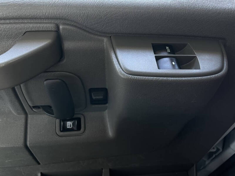 2017 Chevrolet Express LT 3500