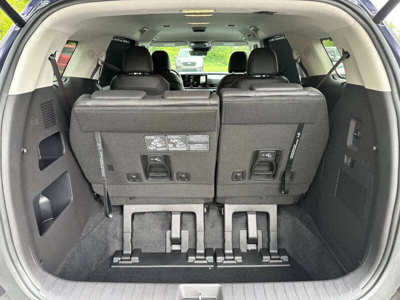 2026 Kia Carnival EX