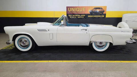 1956 Ford Thunderbird