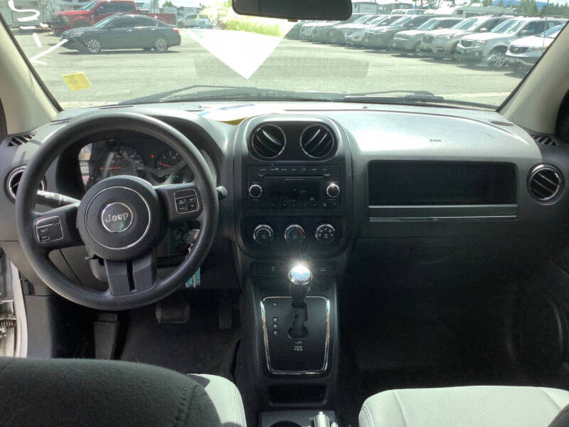 2012 Jeep Compass Sport